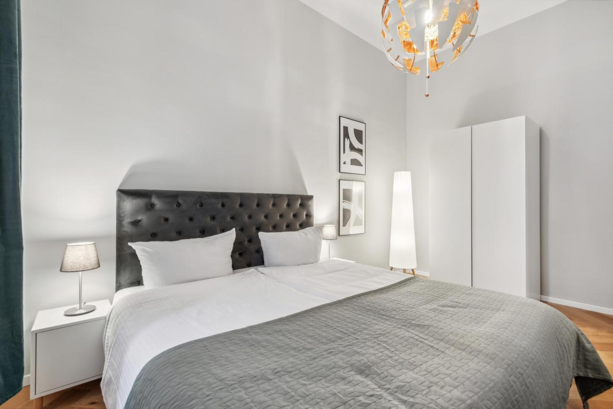 Comfy 2 Bedroom Charlottenburg Appartement